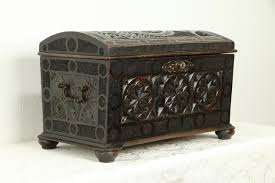 Premium Trunk or Chest Antique